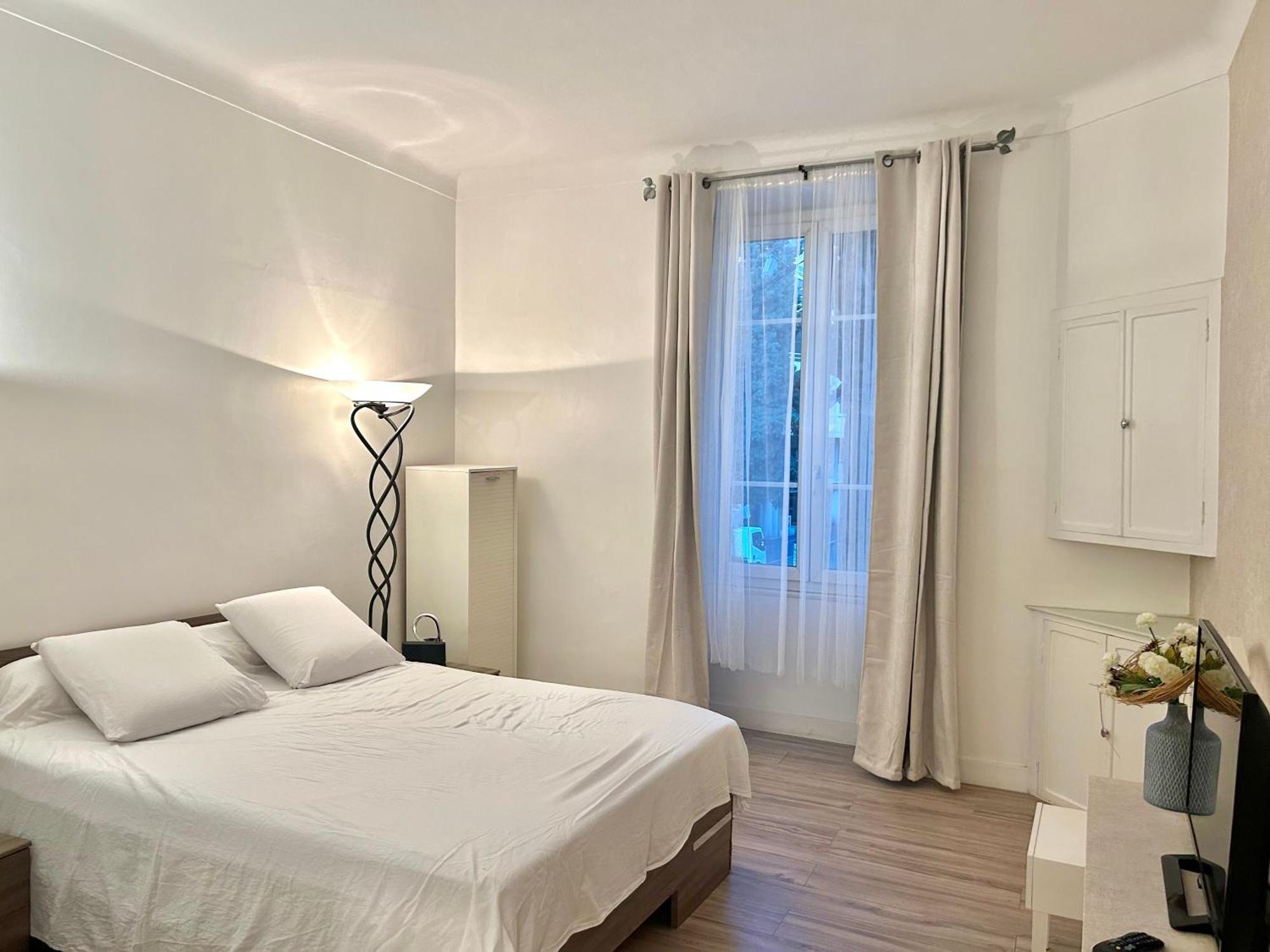 Amiral Courbet Apartment Juan-les-Pins Eksteriør bilde